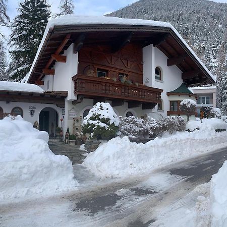 Gaestehaus Sissy Längenfeld Extérieur photo