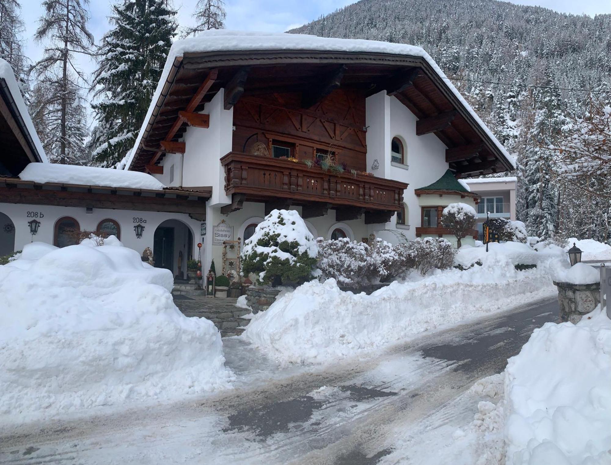 Gaestehaus Sissy Längenfeld Extérieur photo