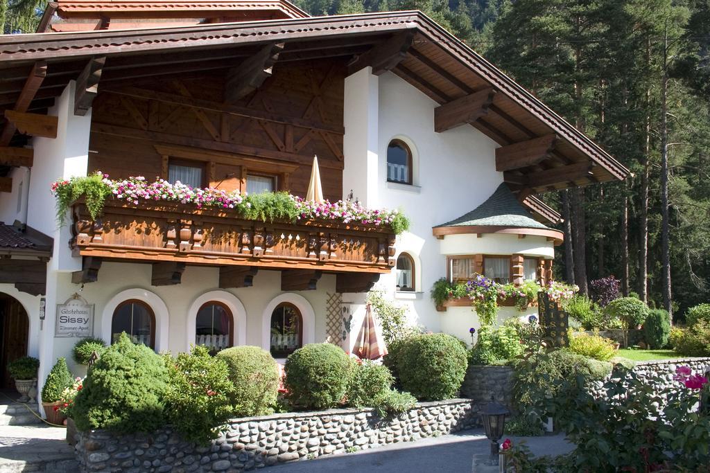 Gaestehaus Sissy Längenfeld Extérieur photo