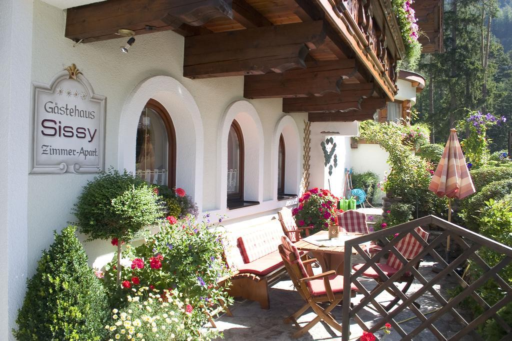 Gaestehaus Sissy Längenfeld Extérieur photo