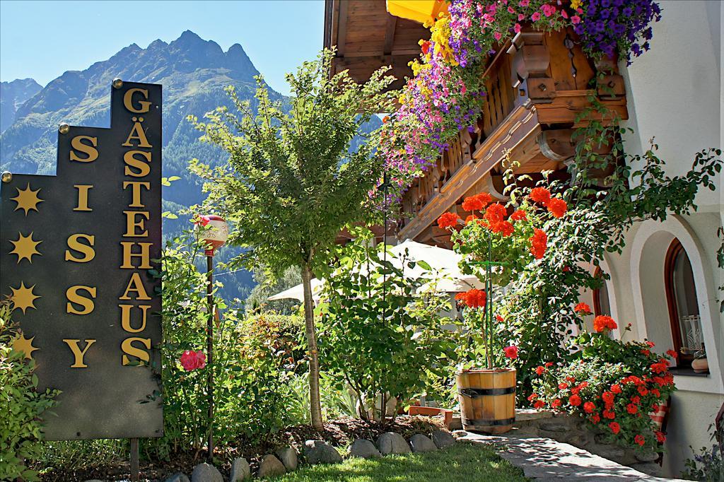 Gaestehaus Sissy Längenfeld Extérieur photo